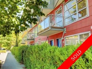 VW Victoria West Condo Apartment for sale:  2 bedroom 884 sq.ft. (Listed 2022-08-17)